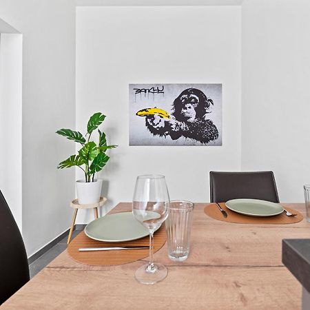 Cozy, Generous City Apartment - 10 Min To City-Centre - Contactless 24H Check-In Вена Экстерьер фото