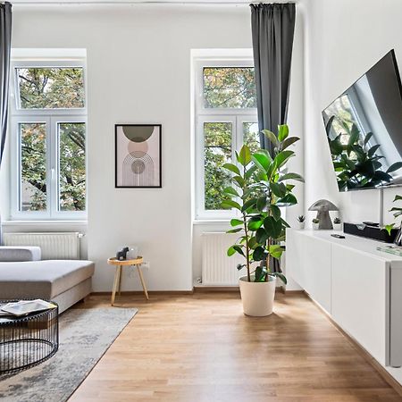 Cozy, Generous City Apartment - 10 Min To City-Centre - Contactless 24H Check-In Вена Экстерьер фото