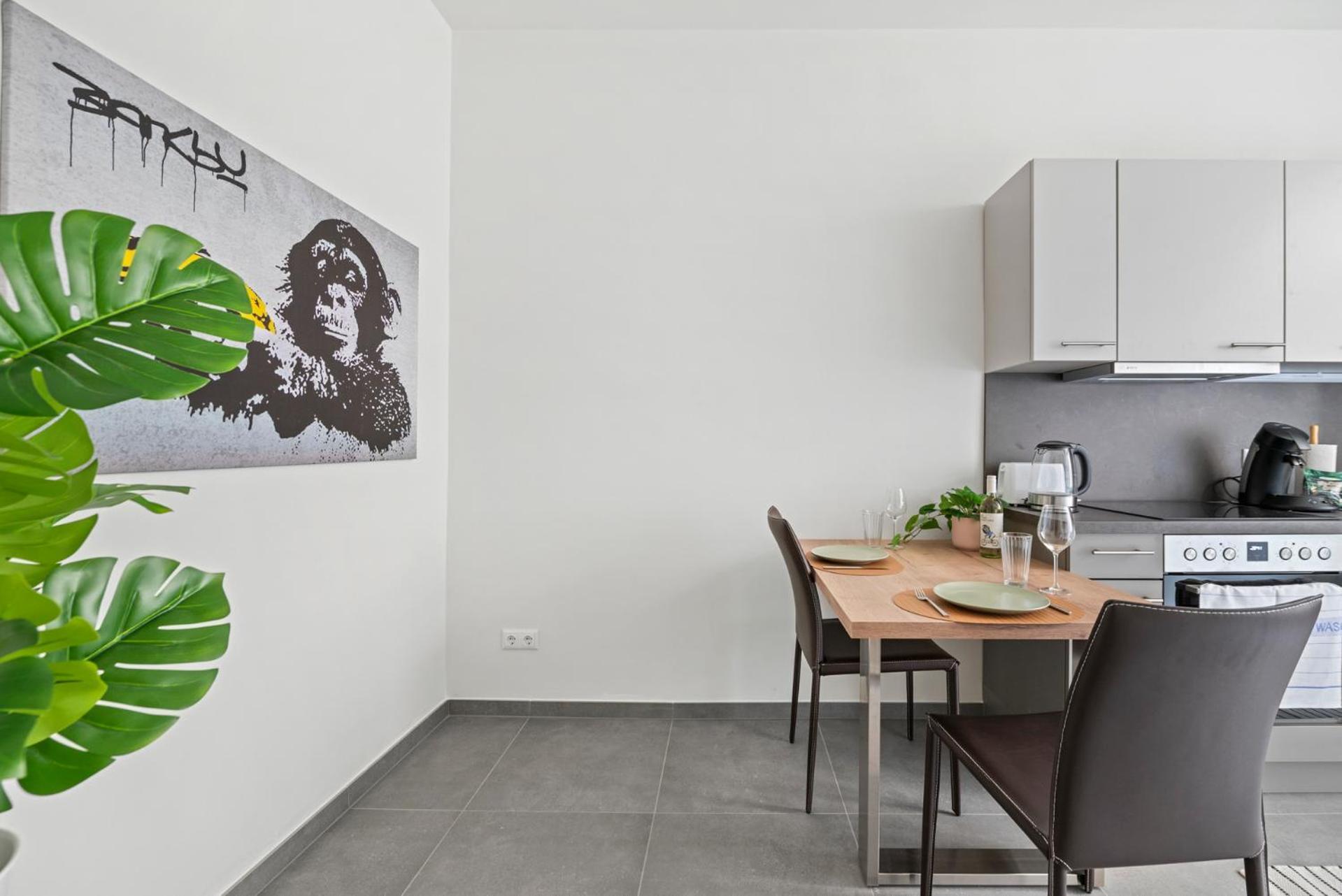 Cozy, Generous City Apartment - 10 Min To City-Centre - Contactless 24H Check-In Вена Экстерьер фото