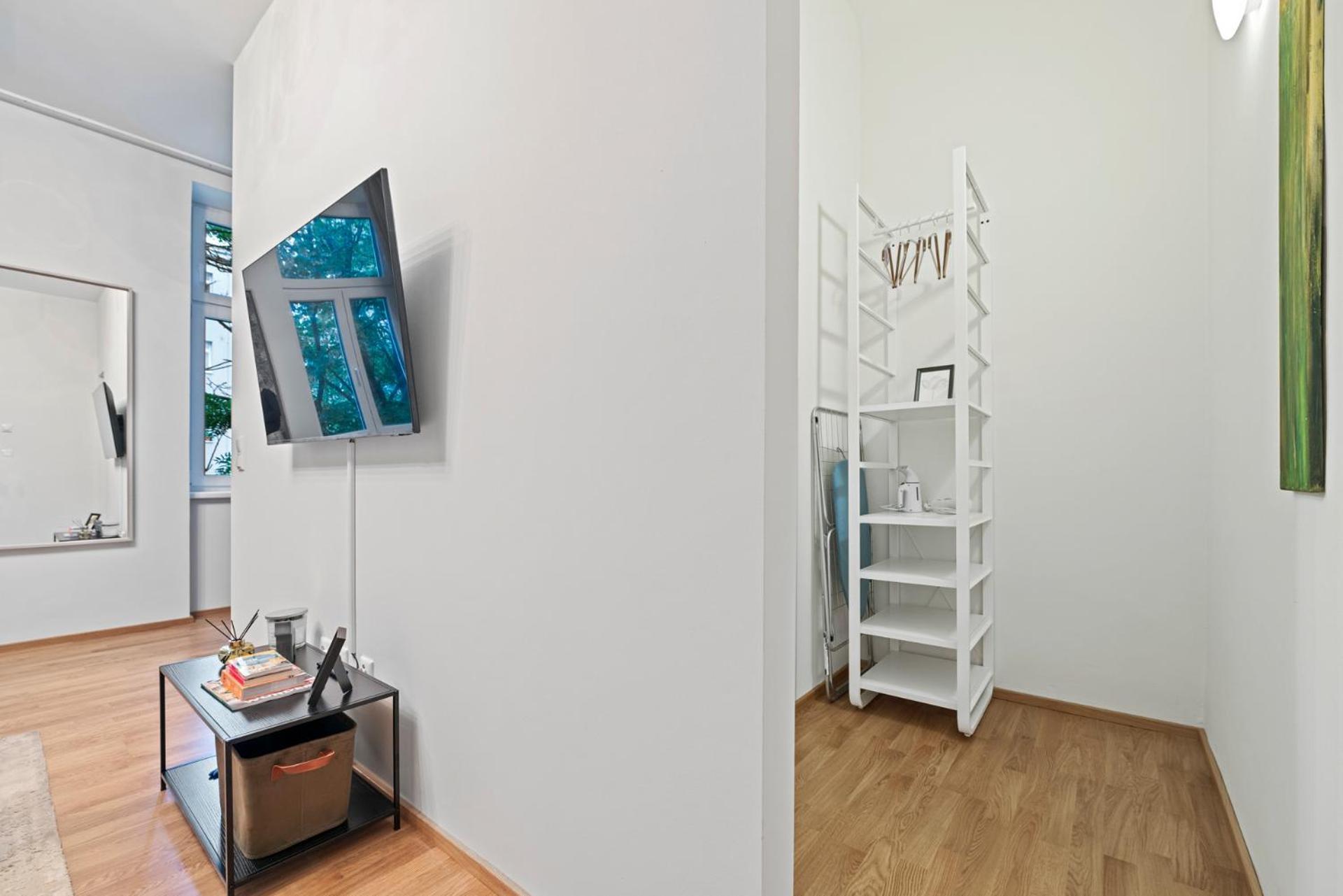 Cozy, Generous City Apartment - 10 Min To City-Centre - Contactless 24H Check-In Вена Экстерьер фото